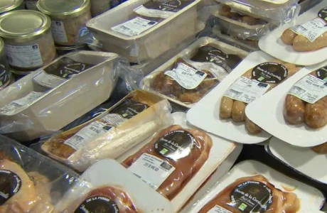 razno sušeno meso u plastici